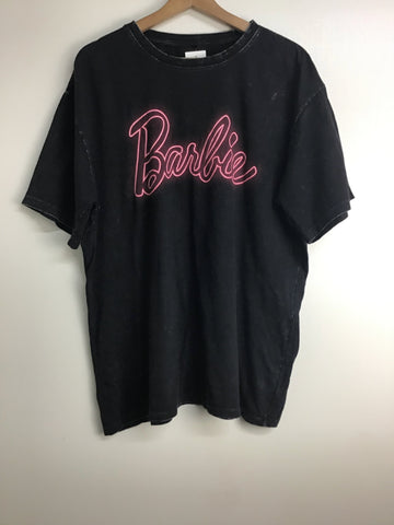 Bands/Graphic Tees - Barbie - Size S - VBAN1873 - GEE