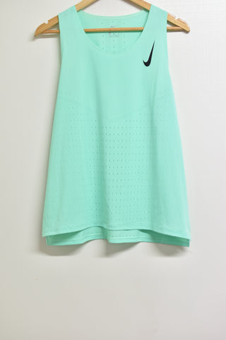 Ladies Activewear - Nike - Size XL - LACT WPLU - FAS018 - GEE