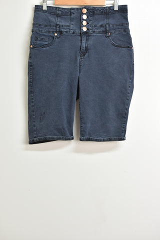 Ladies Denim - Chic Denim - Size 18 - LJE LS0 WPLU - FAS032 - GEE