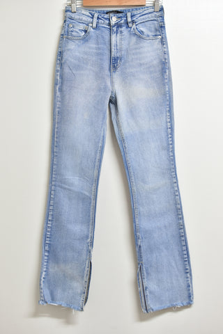 Ladies Denim - DecJuba - Size 10 - LJE - FAS017 - GEE
