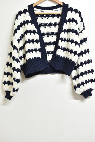 Ladies Knitwear - Mooloola - Size S - LW0 - FAS024 - GEE