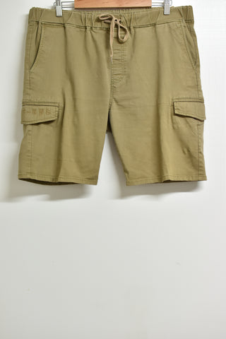 Men's Shorts - Last Kings - Size XL - MST MPLU - FAS010 - GEE