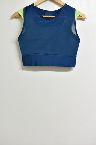 Ladies Activewear - Nike - Size L - LACT - FAS014 - GEE