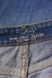 Ladies Denim - Levi's - Size 30/12 - LJE - FAS017 - GEE