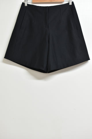 Ladies Shorts - Lululemon - Size M - LS0 - FAS023 - GEE