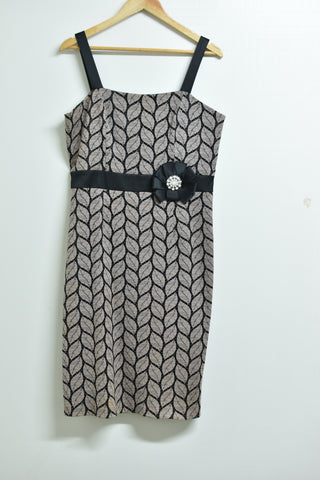 Ladies Dresses - Laura K - Size 14 - LD0 - FAS001 - GEE