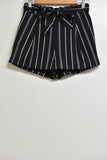 Ladies Shorts - Divided - Size 4 - LS0 - FAS024 - GEE