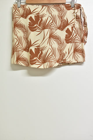 Ladies Shorts - Nunui - Size 14 - LS0 - FAS029