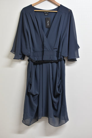 Ladies Dresses *New* - City Chic - Size XL - LD0 WPLU - FAS004 - GEE