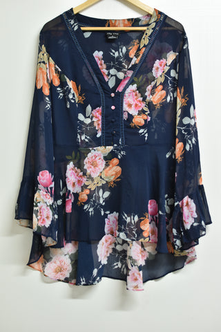Ladies Tops  - City Chic - Size M - LT0 WPLU - FAS021 - GEE