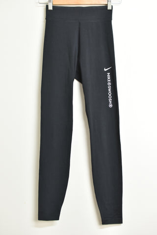 Ladies Activewear - Nike - Size XS - LACT - FAS007 - GEE