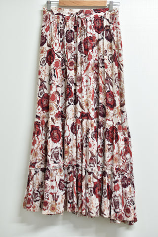 Ladies Skirts - Jaase - Size S - LSK - FAS001 - GEE