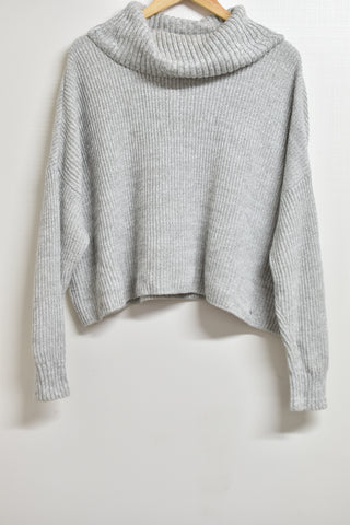 Ladies Knitwear - Hollister - Size M - LW0 - FAS007 - GEE