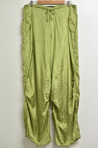 Ladies Pants *New* - Motel - Size M - LP0 - FAS010