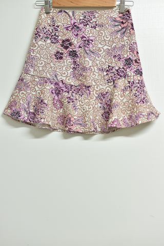 Ladies Skirts - Witchery - Size 4 - LSK - FAS016 - GEE