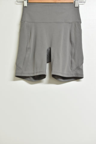 Ladies Activewear *New* - Uni Qlo - Size XS - LACT - FAS002 - GEE