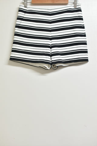 Ladies Shorts - Forever New - Size 10 - LS0 - FAS029