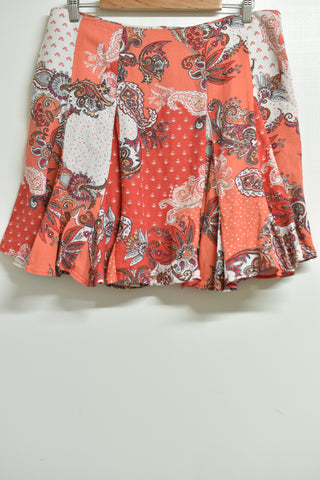 Ladies Skirts - Country Road- Size 14 - LSK - FAS016 - GEE