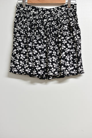 Ladies Skirts - Country Road- Size 8 - LSK - FAS016 - GEE