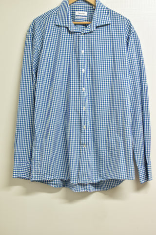 Men's Shirts  - Calvin Klein - Size 44 - MSH - FAS013