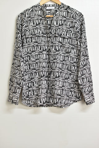 Ladies Tops - Calvin Klein - Size L - LT0 - FAS030 - GEE