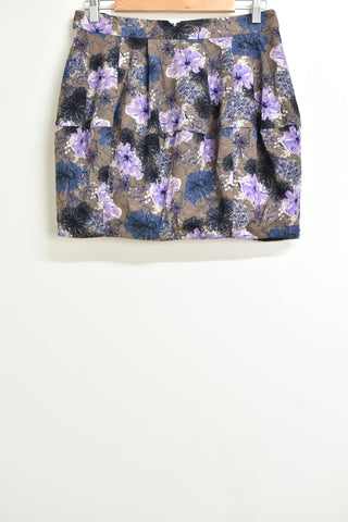 Ladies Skirts - Vero Moda - Size 40 - LSK - FAS018 - GEE