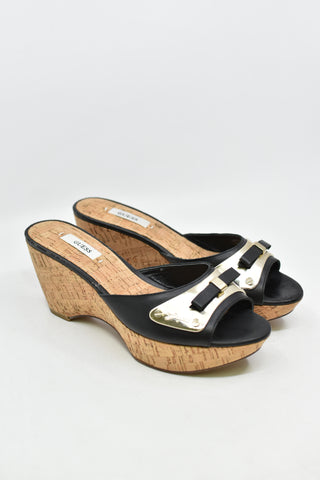 Ladies Shoes - Guess - Size 7 - LSH B3 - FAS014 - GEE