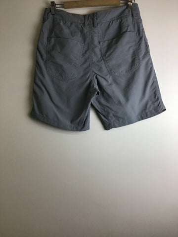 Premium Vintage Shorts & Pants - Mens Grey North Face Shorts - Size 30 - PV-SHO307 - GEE