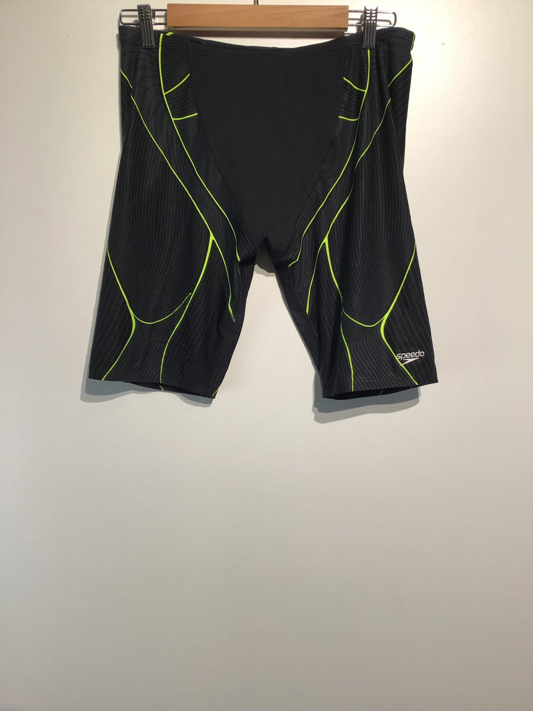 Speedo sales size 18