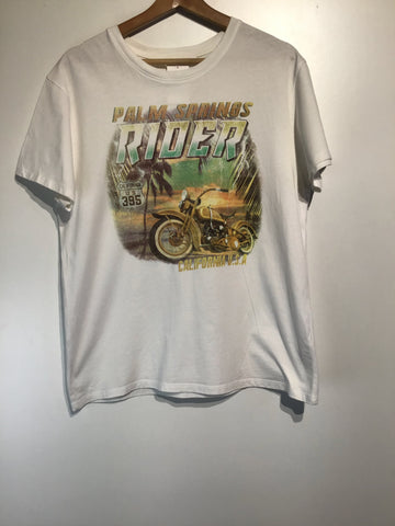 Bands/ Graphic Tees - Supre - Size L - VBAN1535 - GEE