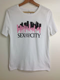 Bands/Graphic Tee's - Sex And The City - Size 6 - VBAN1903 - GEE