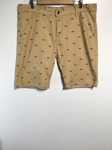 Premium Vintage Shorts & Pants - Croc Pattern Shorts - Size 38 - PV-SHO289 - GEE