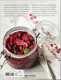 The Essential Cook's Kitchen: Traditional culinary skills, from breadmaking and dairy to preserving and curing - Alison Walker - BCOO - BOO057B