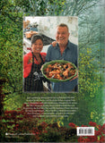 Where the River Bends: Recipes and Stories from the Table of Jane and Jimmy Barnes - Jane and Jimmy Barnes - BCOO-BAUT - BOO054A