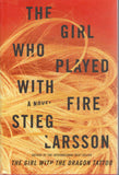 The Girl who Played with Fire - Stieg Larsson - BHAR - BOO014B