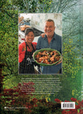 Where the River Bends: Recipes and Stories from the Table of Jane and Jimmy Barnes - Jane and Jimmy Barnes - BCOO-BAUT - BOO043